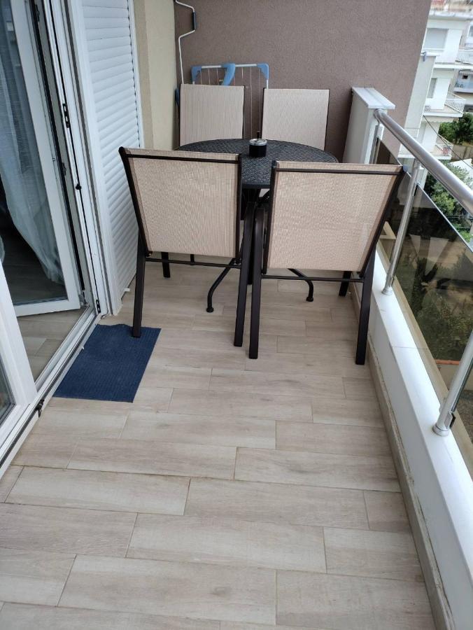 Mago Apartments Nea Kallikrateia Luaran gambar