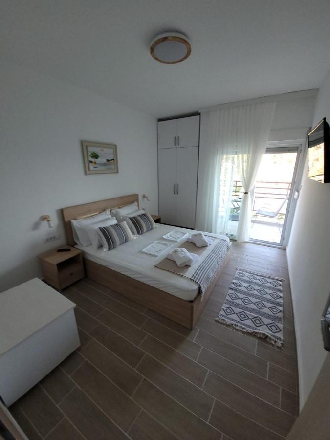 Mago Apartments Nea Kallikrateia Luaran gambar