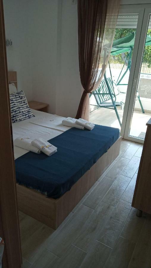 Mago Apartments Nea Kallikrateia Luaran gambar